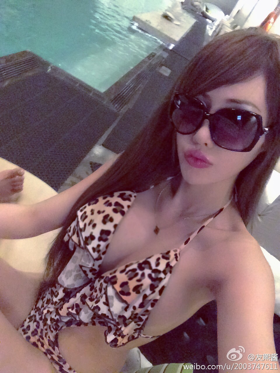 G罩美胸 火爆的辣子 友熙酱 微博自拍破解私密图片 3